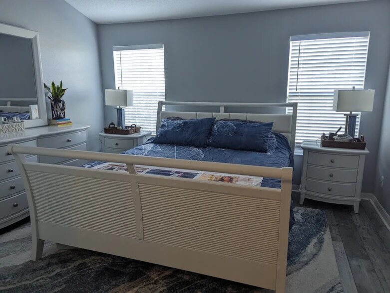 Building Photo - 3046 Pointeview Dr