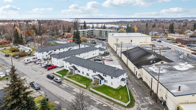 Building Photo - 1303 W 23rd Ave