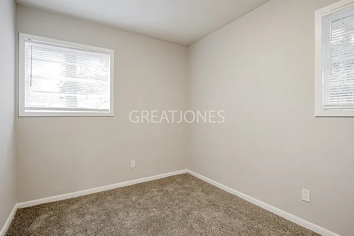 Building Photo - 1513 Donald Dr