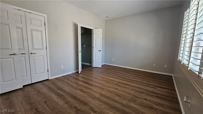 Building Photo - 3867 Paint Ct