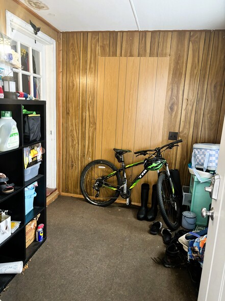 Building Photo - 201 S Prospect St