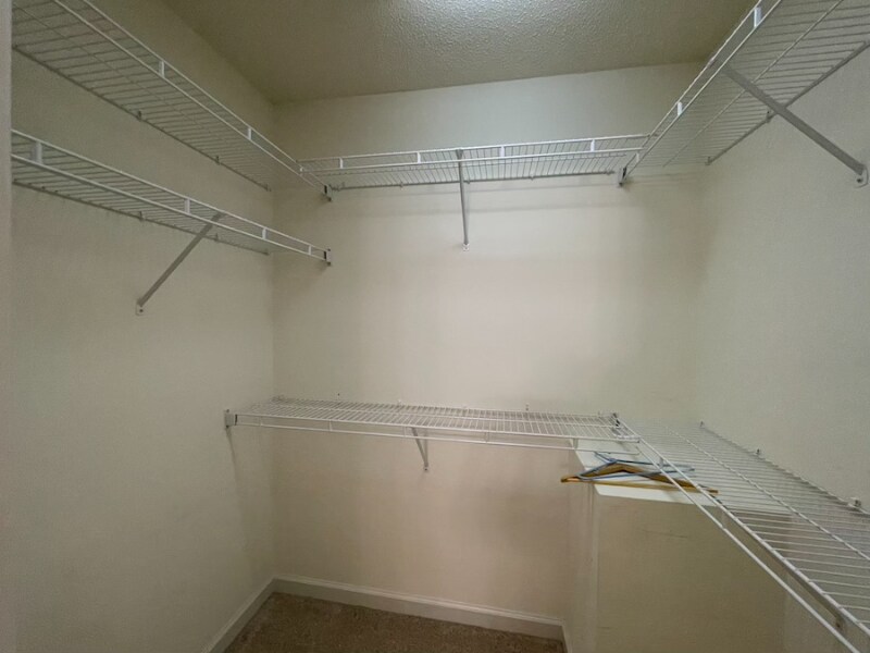 Building Photo - 1007 Loganberry Ct