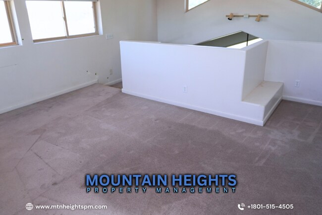 Building Photo - 2784 E Delsa Dr