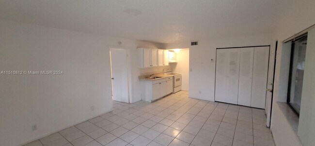 Building Photo - 4351 NW 19th St