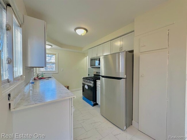 Building Photo - 29916 Brooklane St