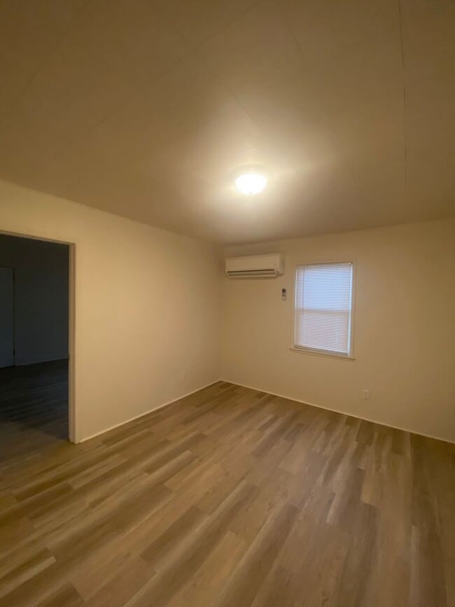 Building Photo - Non-Refundable & Security Deposit Total: $1150.00