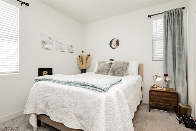 Building Photo - 1410 Whistling Kite St