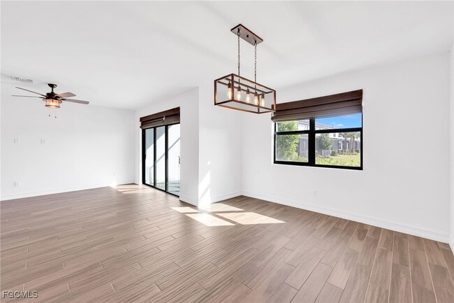 Building Photo - 7584 Carnegie Way