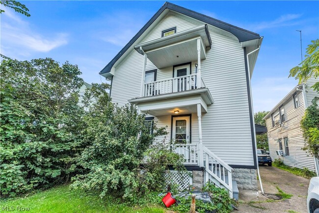 Building Photo - 3209 W 92nd St