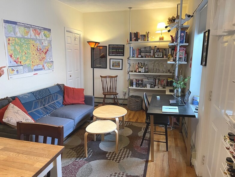 Building Photo - 98 Berkshire St