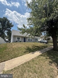 Building Photo - 1931 Foxhound Ct