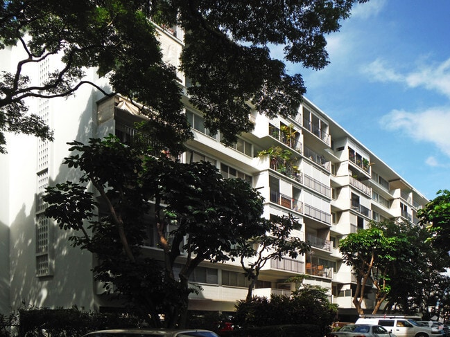 Primary Photo - Punahala