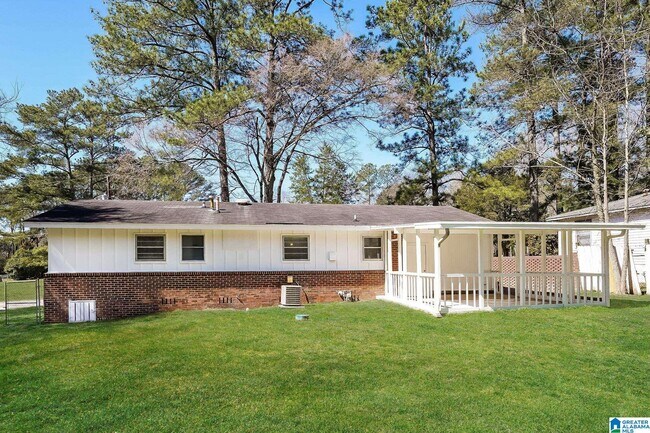 Building Photo - 9765 Virginianna Dr