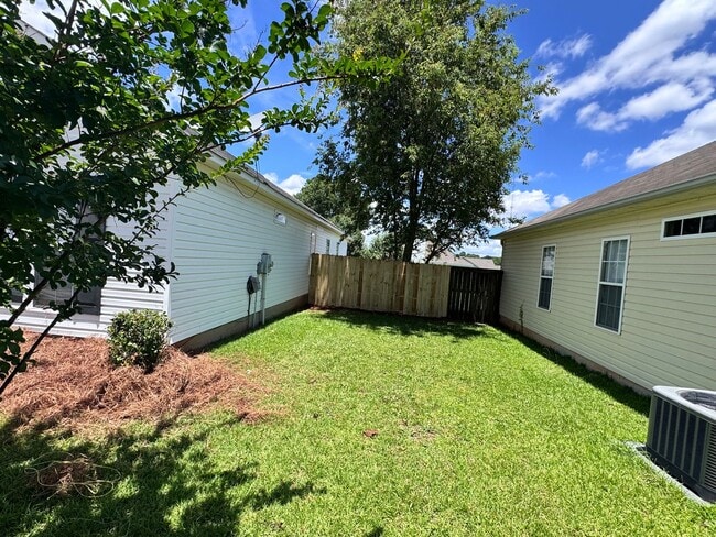 Building Photo - 306 Haverhill Cir
