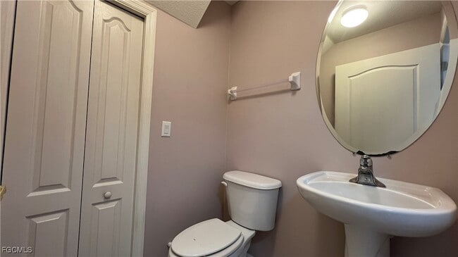 Building Photo - 12020 Rain Brook Ave