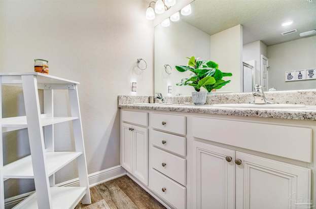 Building Photo - 6077 Royal Port Ct