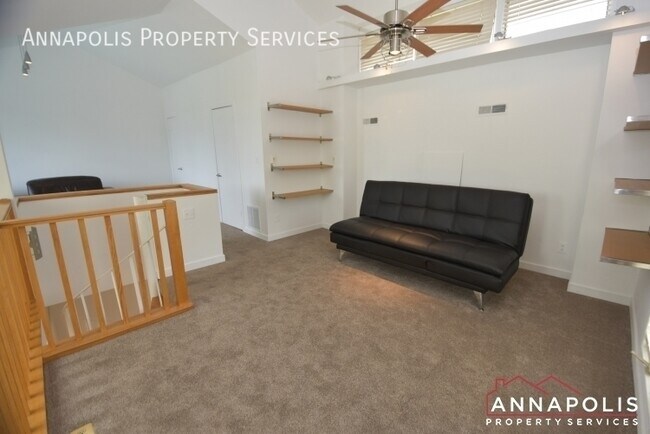 Building Photo - 2106 Chesapeake Harbour Dr