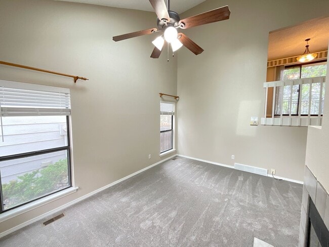 Building Photo - 8214 Steadman Dr