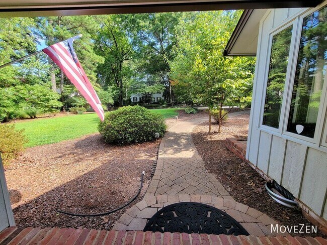 Building Photo - 6829 Greystone Dr