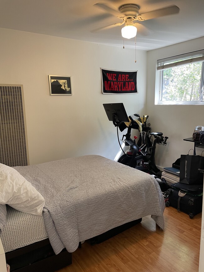 Building Photo - 1631 Michigan Ave