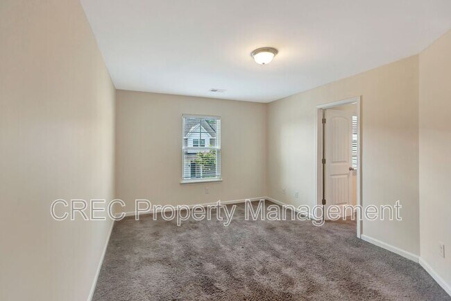 Building Photo - 140 Buchanan Cir