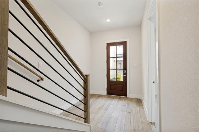 Building Photo - 8117 Radnor Rd