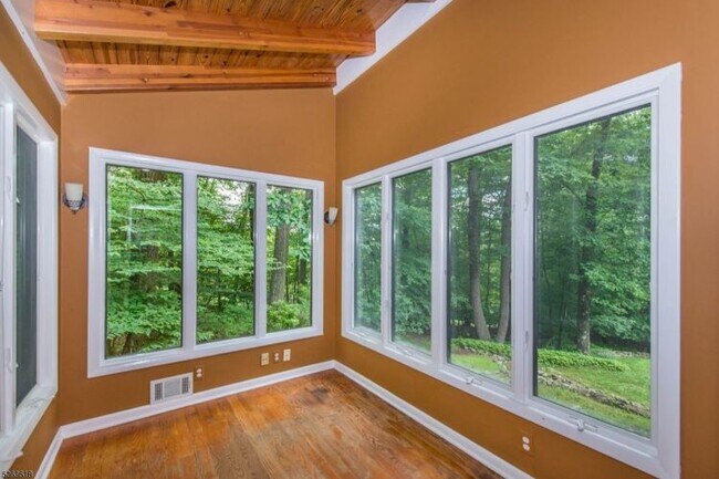 Building Photo - 3 India Brook Dr