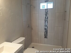 Building Photo - 138 Livingston