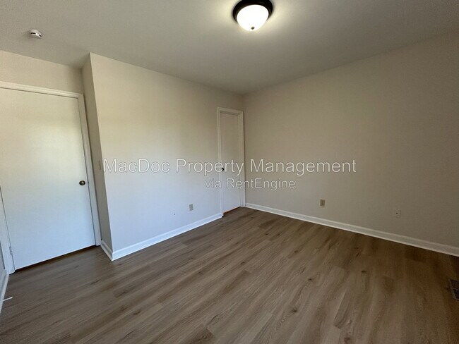 Building Photo - 16134 Clarence Ct