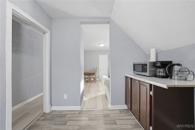 Building Photo - 214 58th St