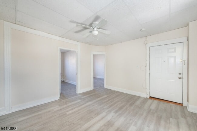 Building Photo - 226 Franklin Ave