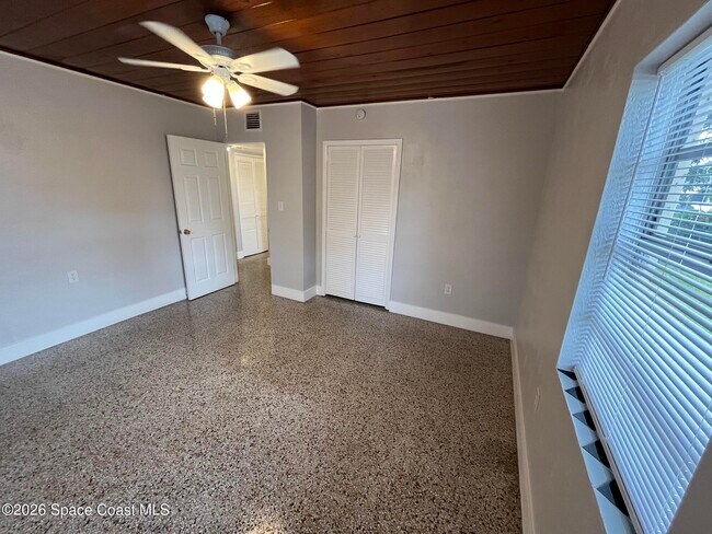 Building Photo - 1805 Guava Ave