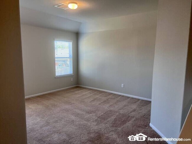 Building Photo - Welcome Home!