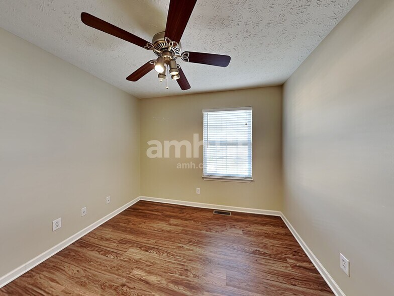 Building Photo - 5169 Appaloosa Cir