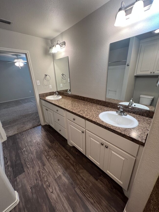 Building Photo - AVAILABLE NOW! 3 bedroom 2 bathroom 2 car garage in Cooper ISD