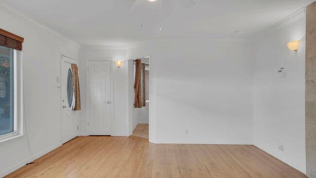 Building Photo - Lovely Home in San Jose near scenic Alum Rock! 2 Bedroom 2 Bath plus 1 Bed/1 Bath ADU