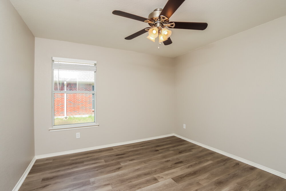 Building Photo - 2201 Woodberry Dr