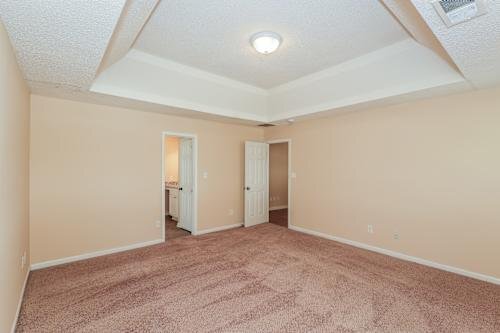 Building Photo - 2992 Knoll View Pl