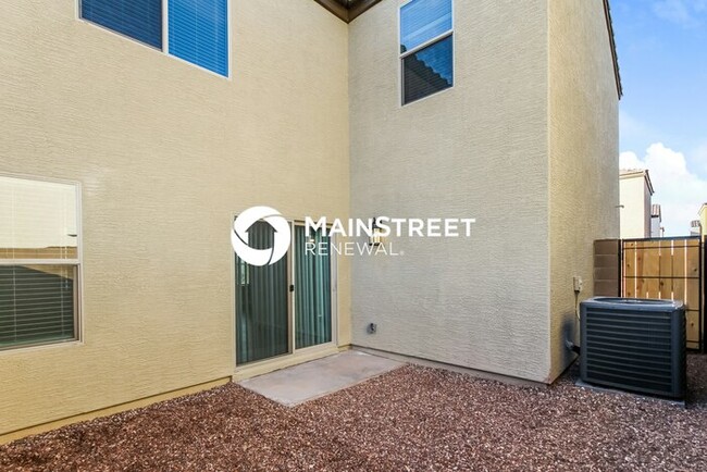 Building Photo - 3939 S 82nd Dr