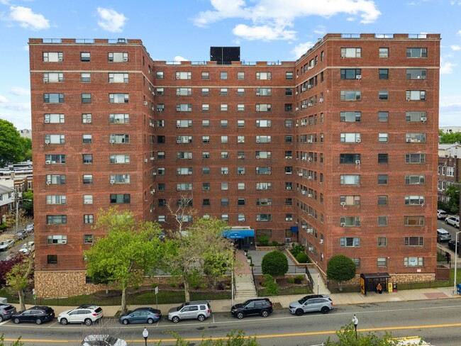 Building Photo - 6515 JFK Blvd E