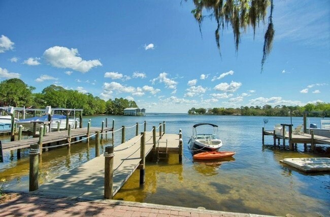 Building Photo - 219 Rearden Way