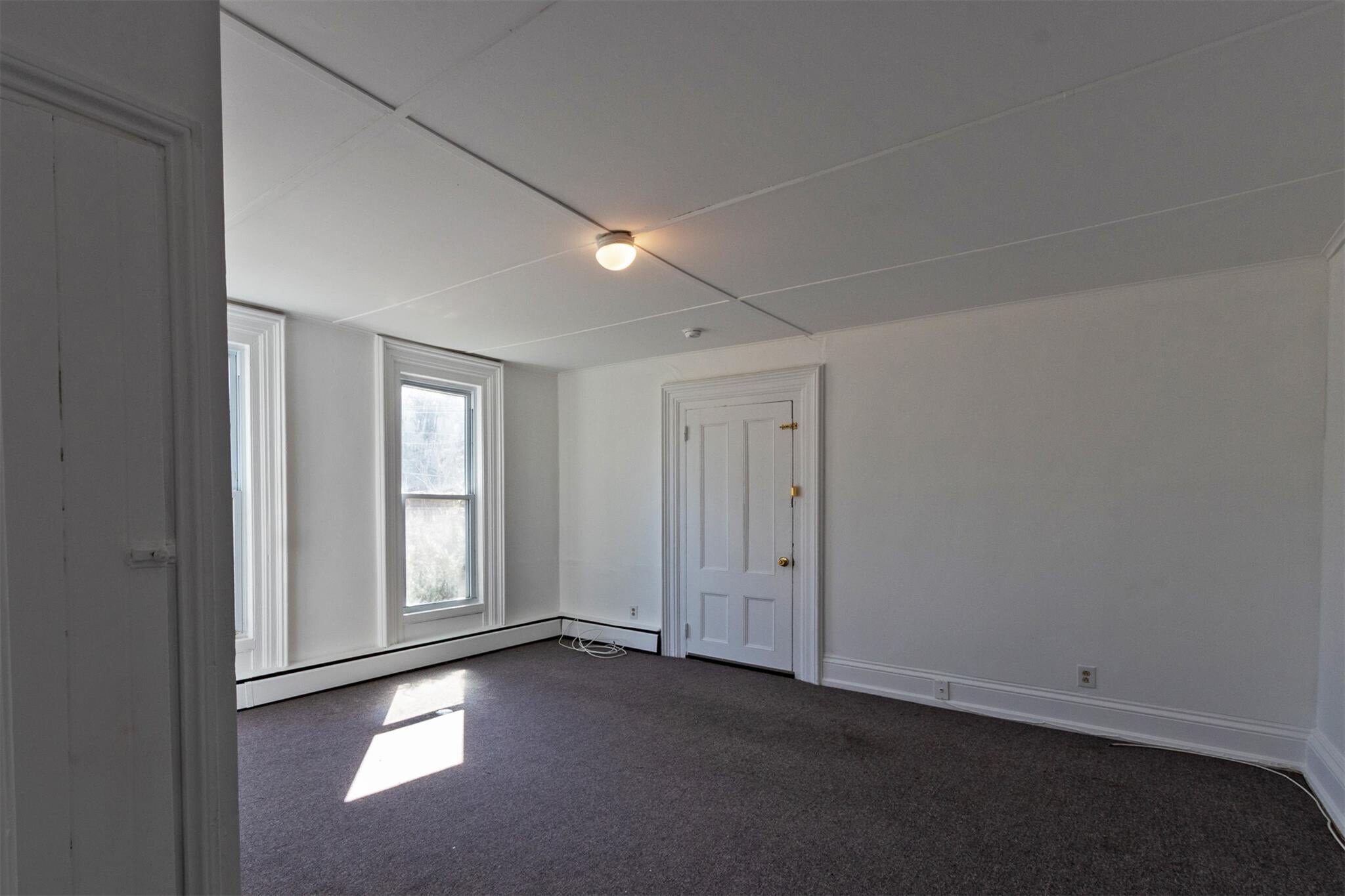 Building Photo - 5625-5639 NY-82