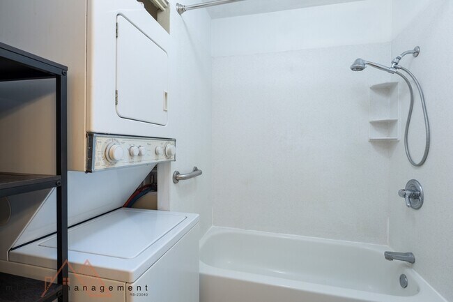 Building Photo - 1201 Wilder Ave