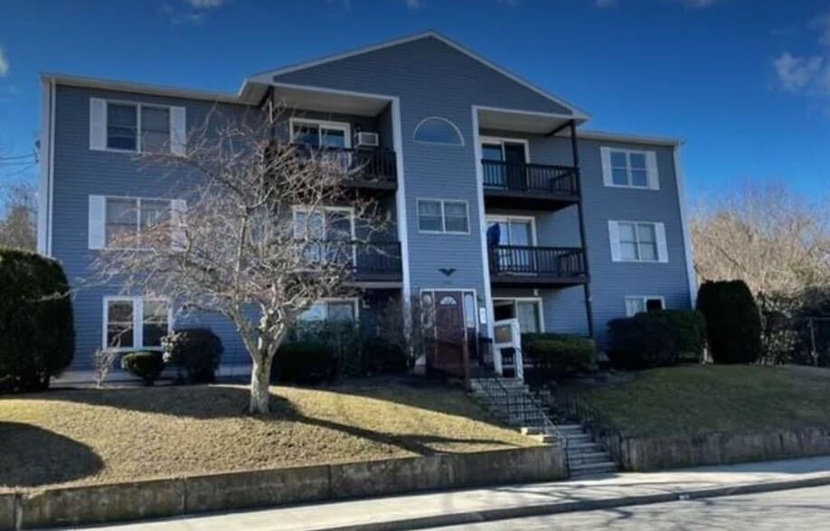 Building Photo - 283 Privilege St