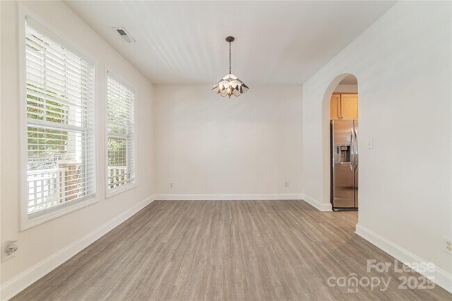 Building Photo - 1622 Wilburn Park Ln NW