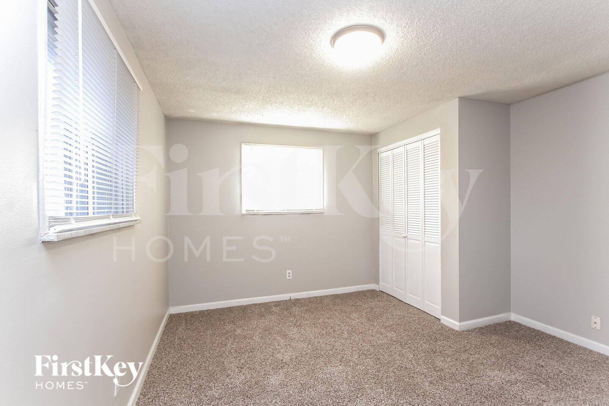 Building Photo - 2543 Fairfax Rd