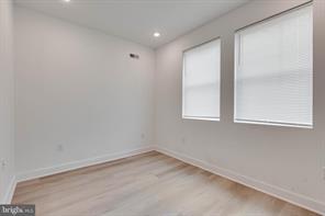 Building Photo - 3962 Parrish St