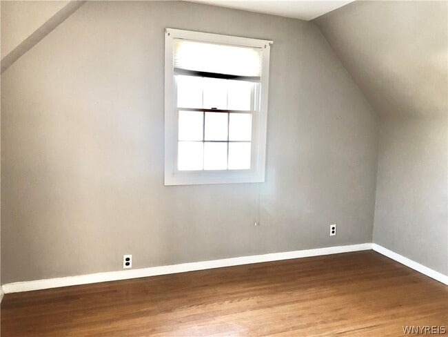 Building Photo - 200 Koenig Rd