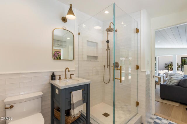 Building Photo - 4435 Encinas Dr