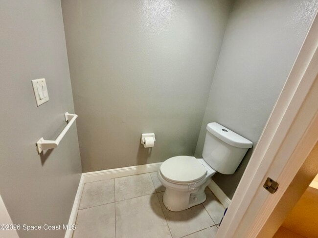 Building Photo - 551 Casa Bella Dr
